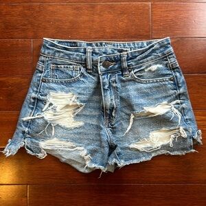 American Eagle Strigid denim shorts.